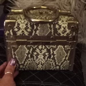 Snake skin vintage Borsa Bella hand bag,super nice